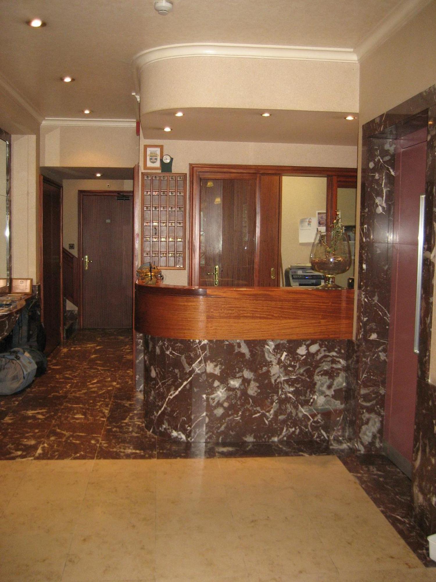 Hotel Du Roy Бульон Экстерьер фото