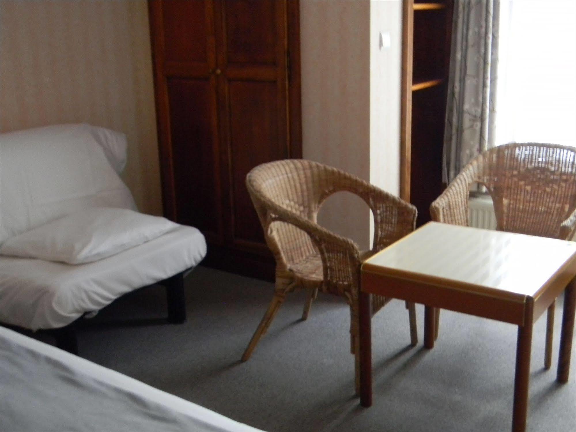 Hotel Du Roy Бульон Экстерьер фото