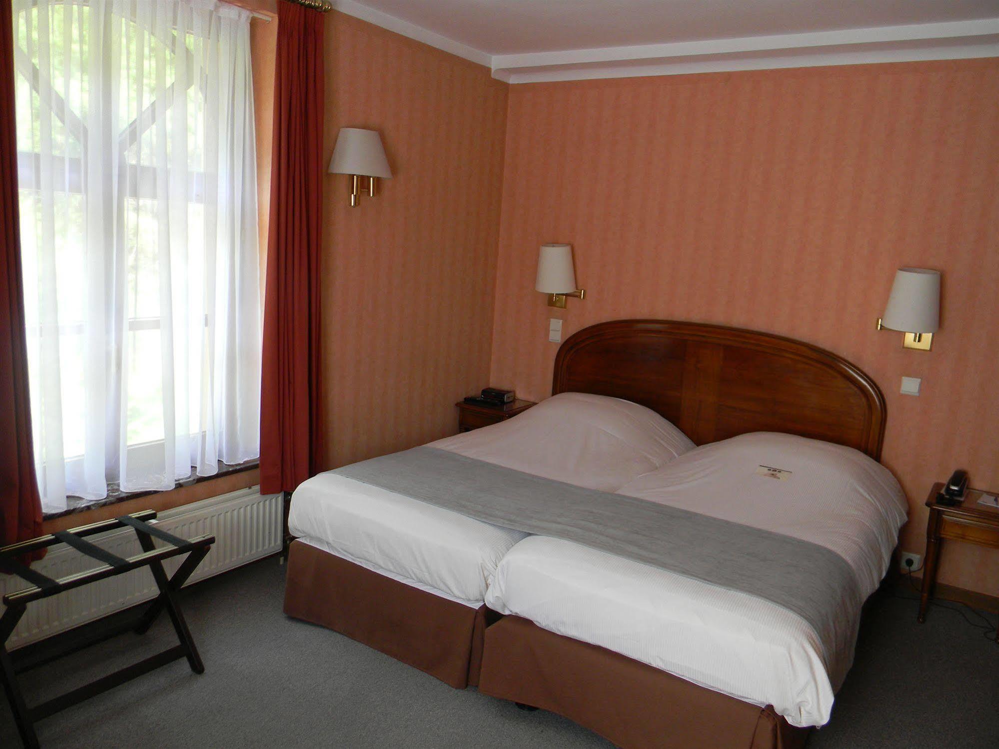 Hotel Du Roy Бульон Экстерьер фото